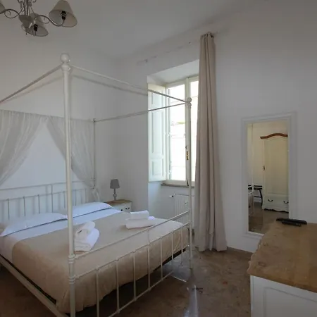 Art Atelier San Pietro Penzion *